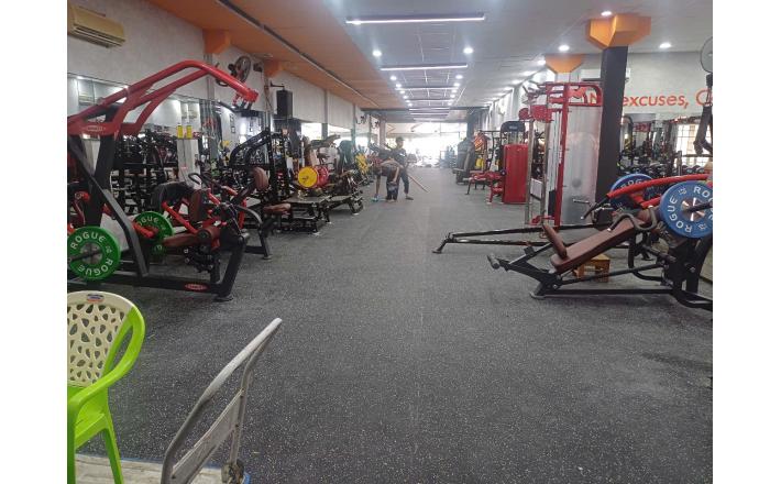 Công Trinh Lắp Đặt Gạch Cao Su 